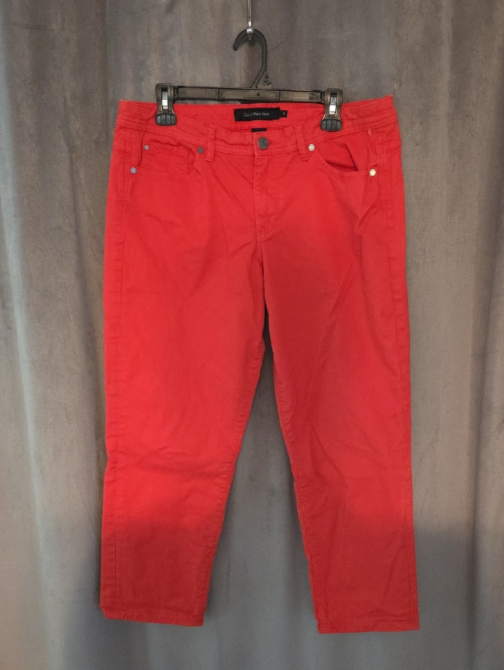 Calvin Klein Jeans Size 14 Red Cropped Pants